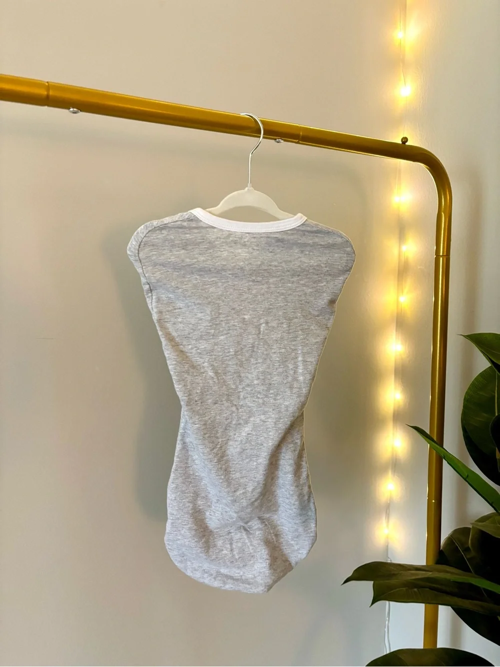 Swaddle Me Sleeveless Gray Zip-Front Baby Sleeper